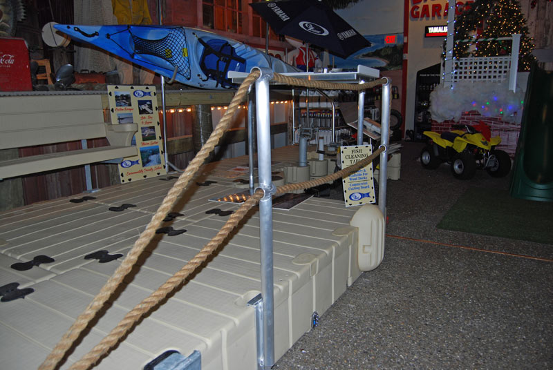 Side view of double Rope Railing Stand installed on an EZ Dock.